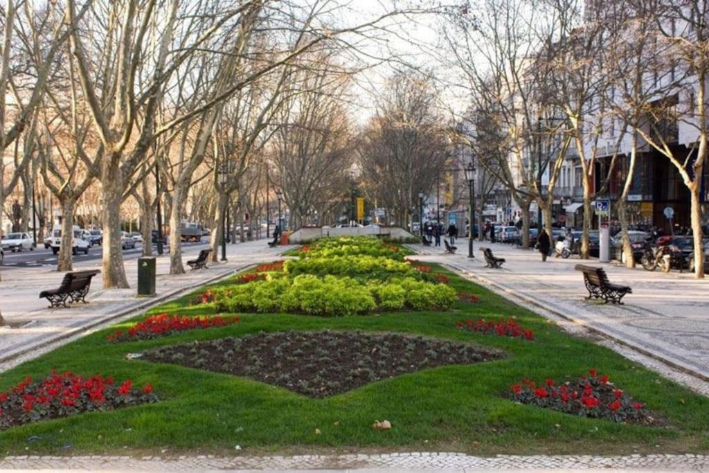 City Center Apartment - Avenida Da Liberdade リスボン エクステリア 写真